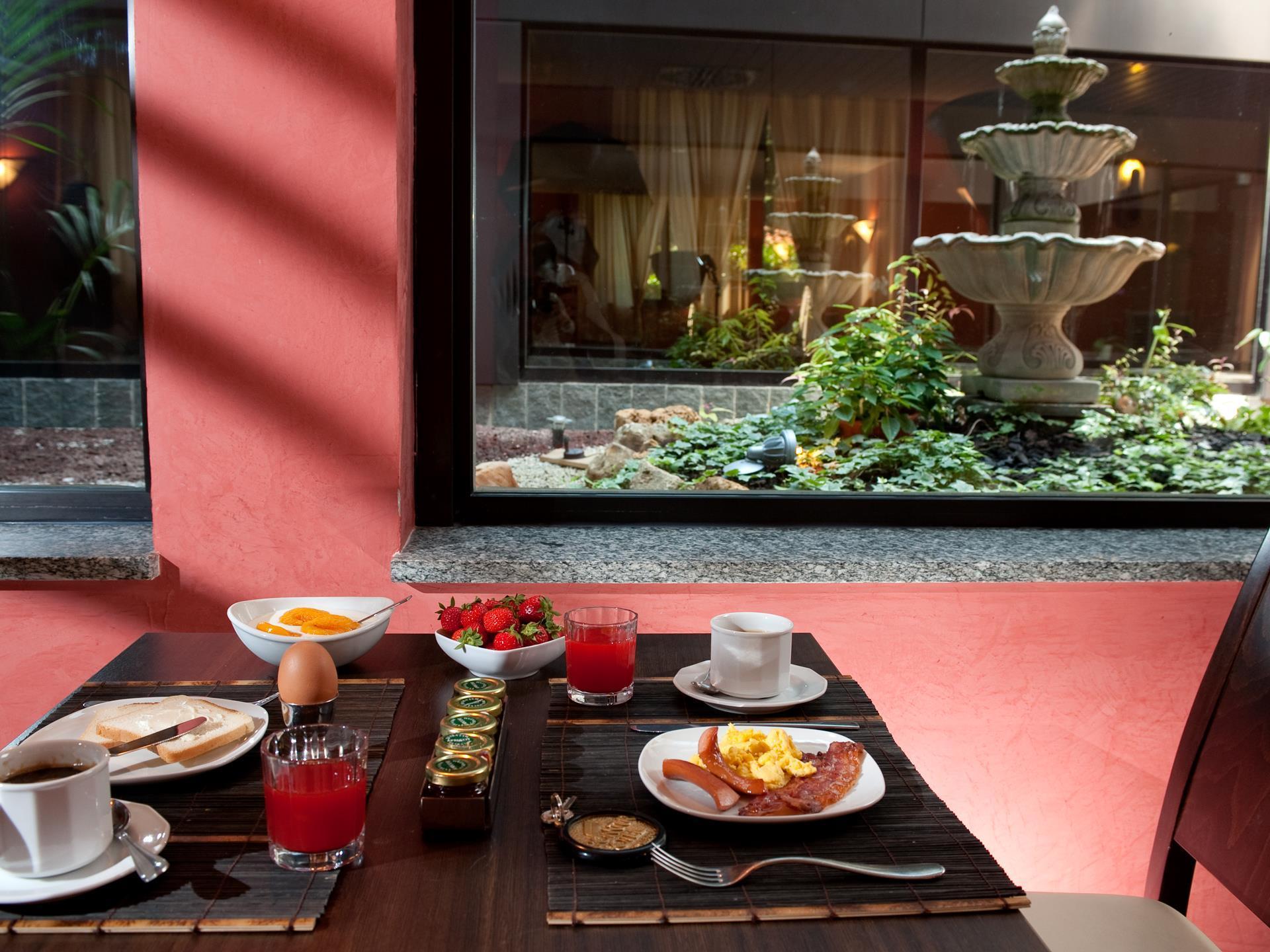 Hotel Comtur Binasco Restaurant photo